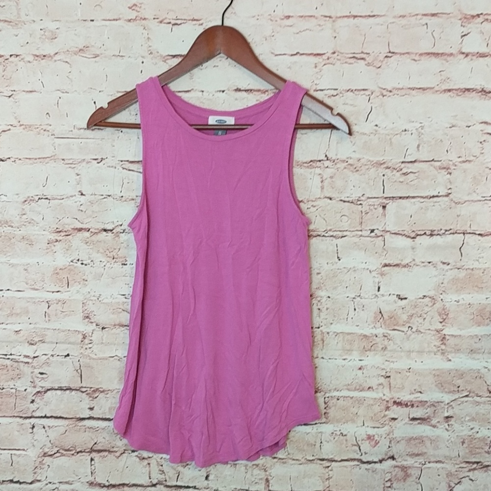 Old navy pink flowy tank top